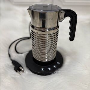 Nespresso Aeroccino 4 Milk Frother